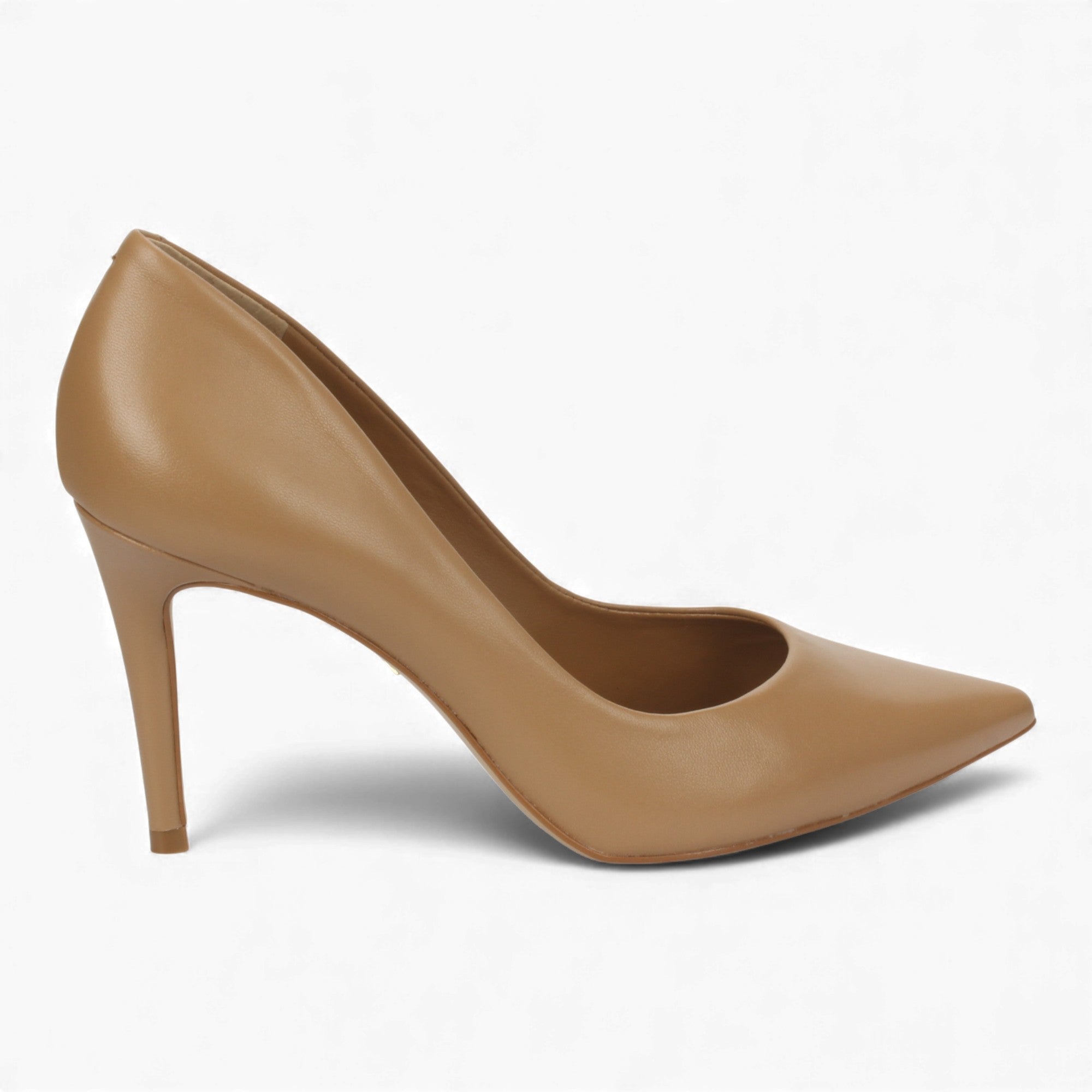 Carrano Beatriz Classic Leather Pump - Cookie