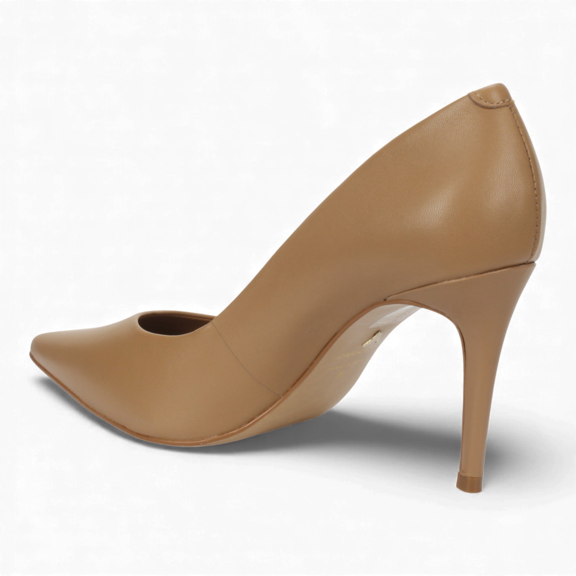 Carrano Beatriz Classic Leather Pump - Cookie