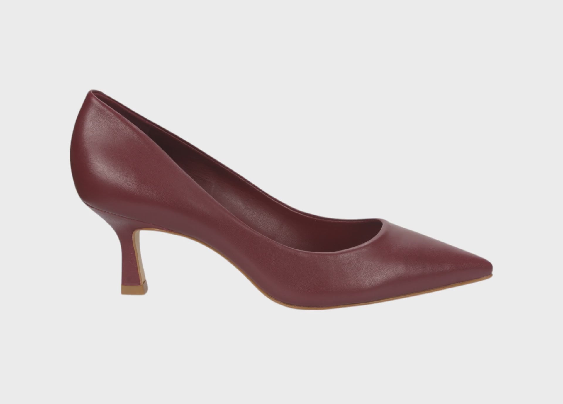 Carrano Leather Pump - Syrah