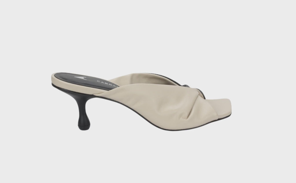 Carrano Elena Leather Slide Mule Sandal - Latte Black